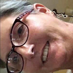 Meet your Posher, Carol